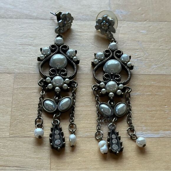 Silver tone earrings crystal rhinestones drop pearl beads holiday gifts for her - Picture 2 of 4